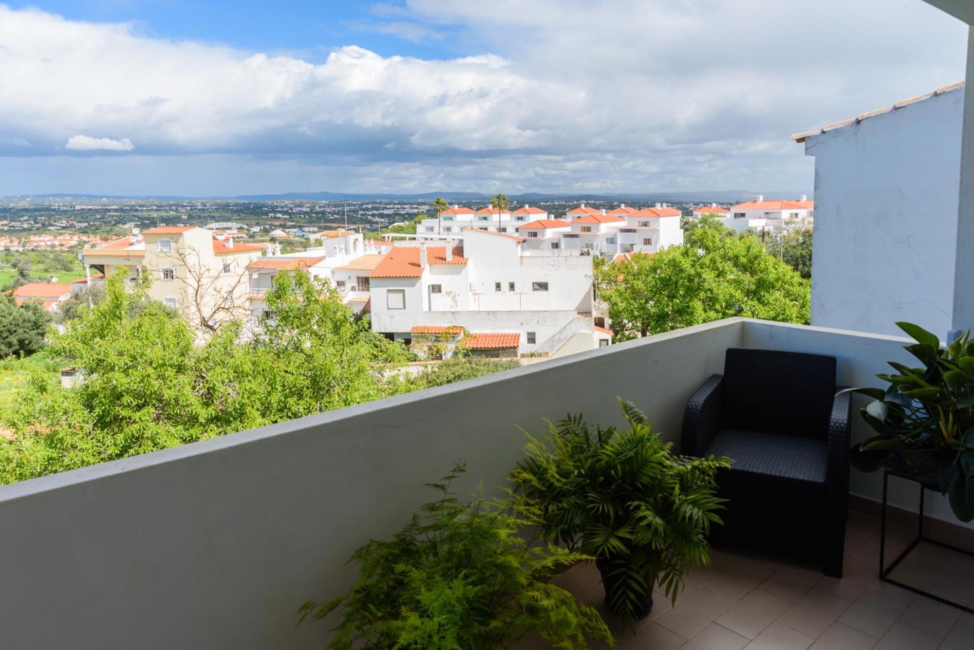 Hillside Studio With Sea View & Fibre Internet Albufeira Dış mekan fotoğraf