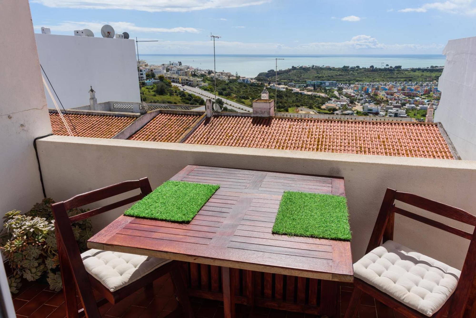 Hillside Studio With Sea View & Fibre Internet Albufeira Dış mekan fotoğraf